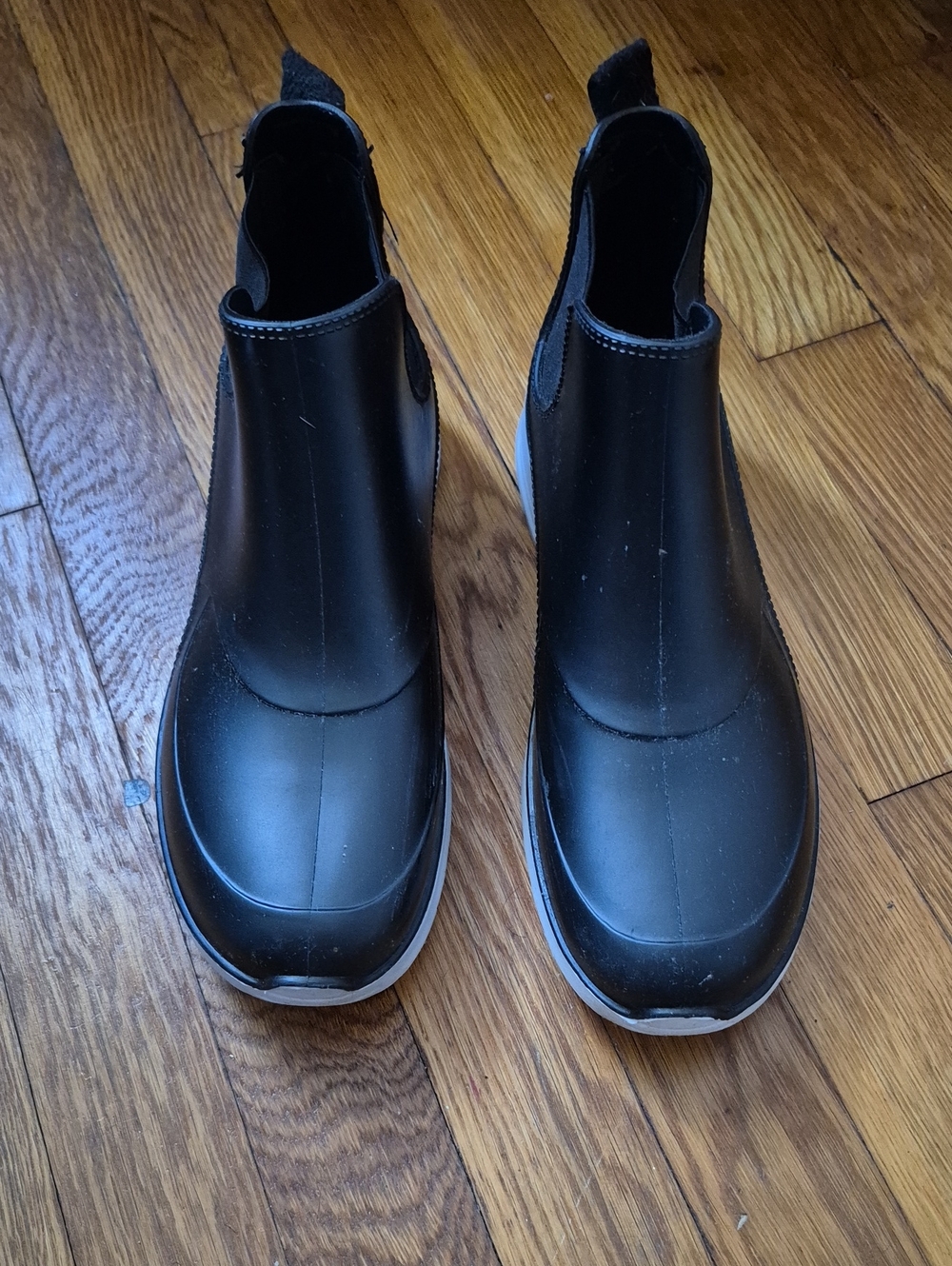 Womens Black Slip-On Waterproof Shoes